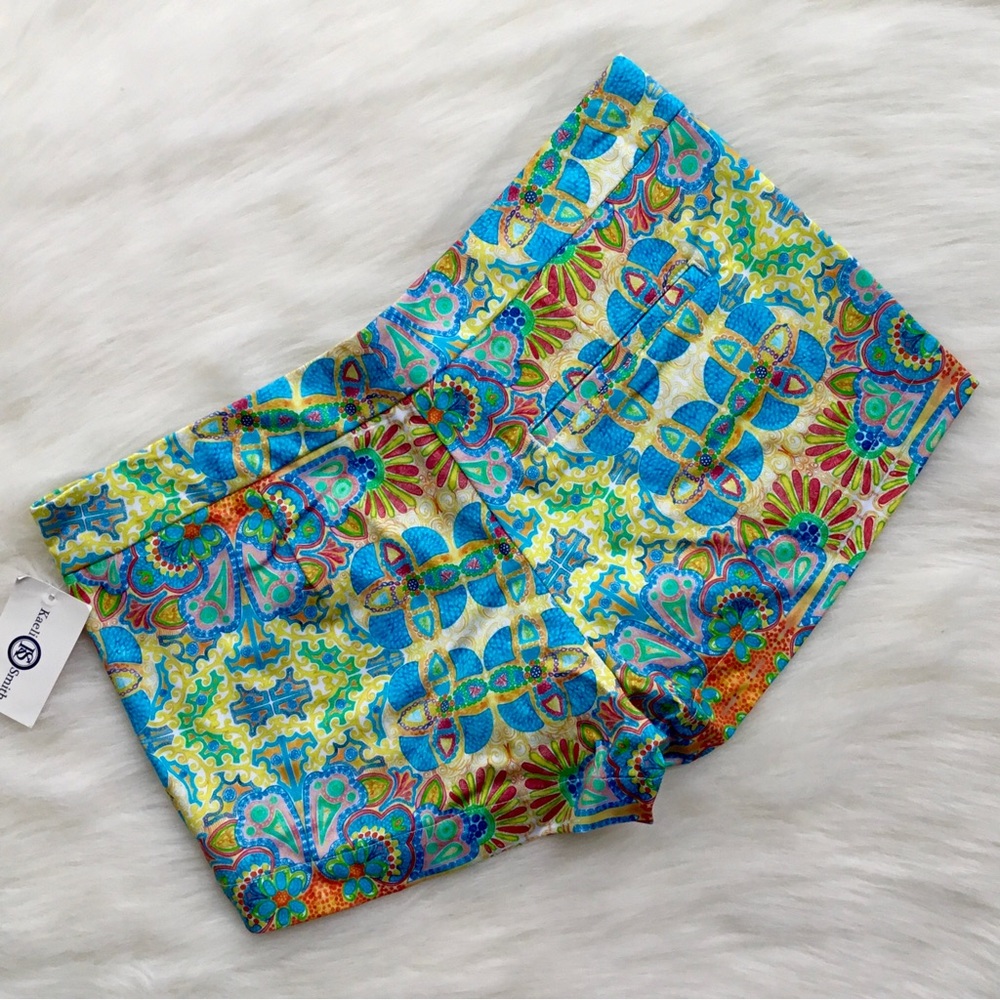 ⚜️New Kaeli Smith Colorful Print Shorts - Picture 2 of 8